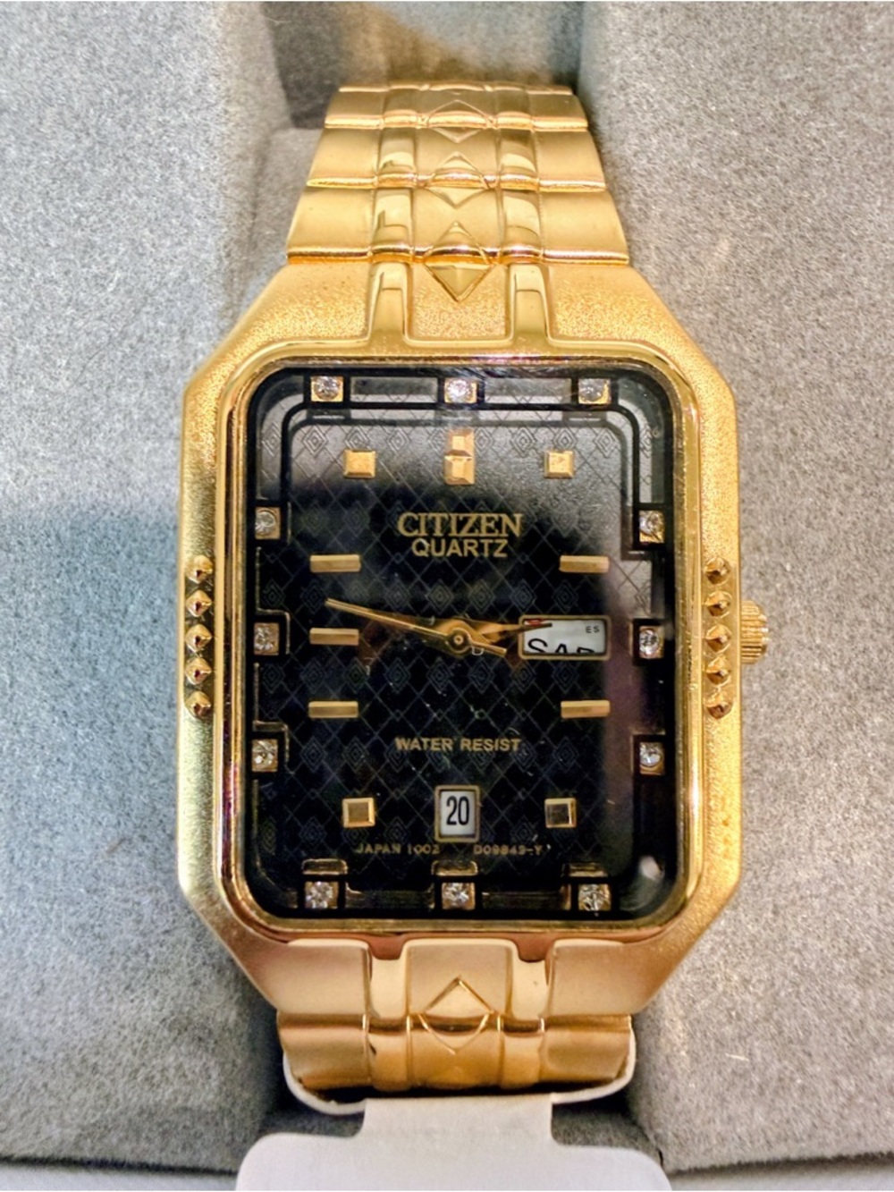 Citizen Watch Gold Tank Vintage Men NOS Needs Battery Classic 668082/GNOS11